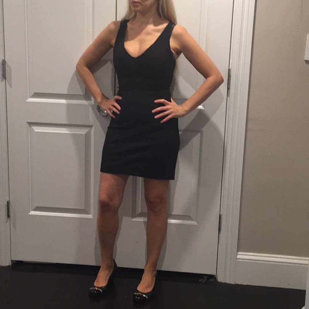 Express form fitting sexy cocktail dress size xxs - Picture 2 of 6